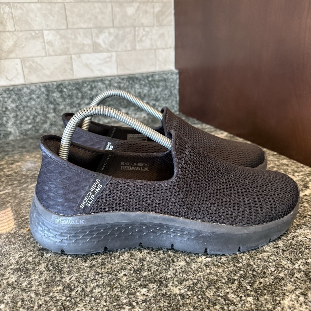 Skechers Go Walk Slip-Ins Black Air Cooled Memory Foam Shoes Women's Sz. 8.5